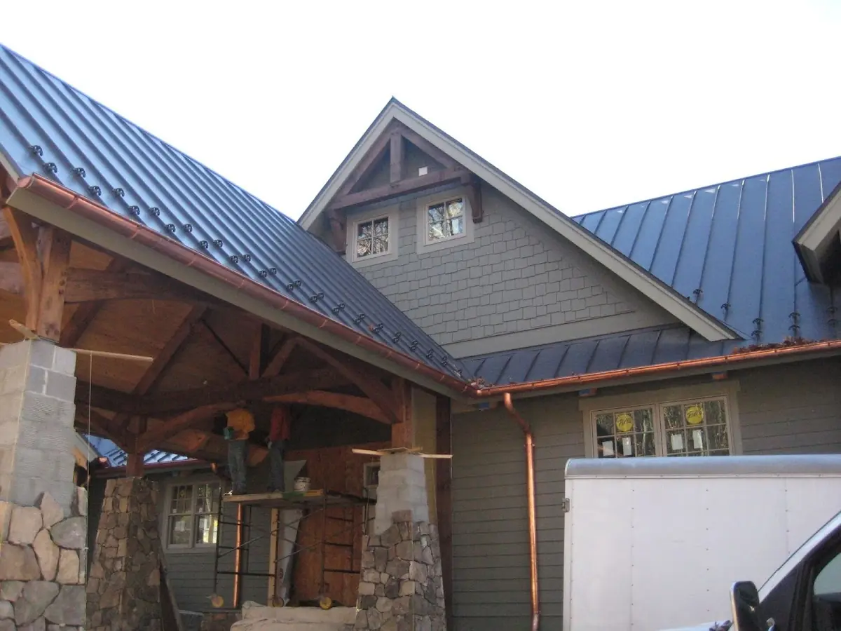Craftsman Roofing team delivering quality roofing work in Irondale